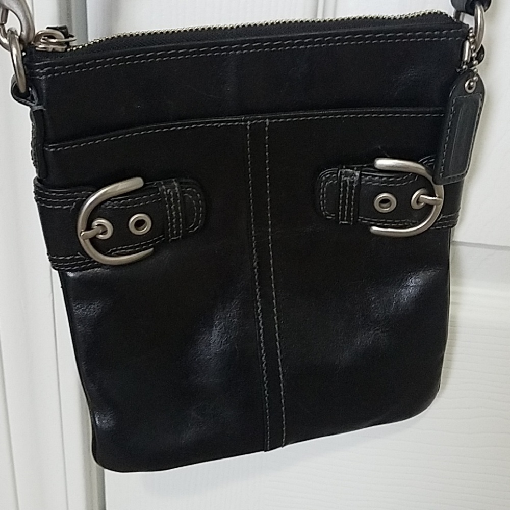 Small black Coach leather crossbody purse